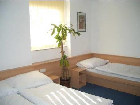 Hotel O.K. 1 Beroun  Εξωτερικό φωτογραφία