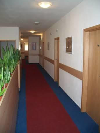Hotel O.K. 1 Beroun  Εξωτερικό φωτογραφία